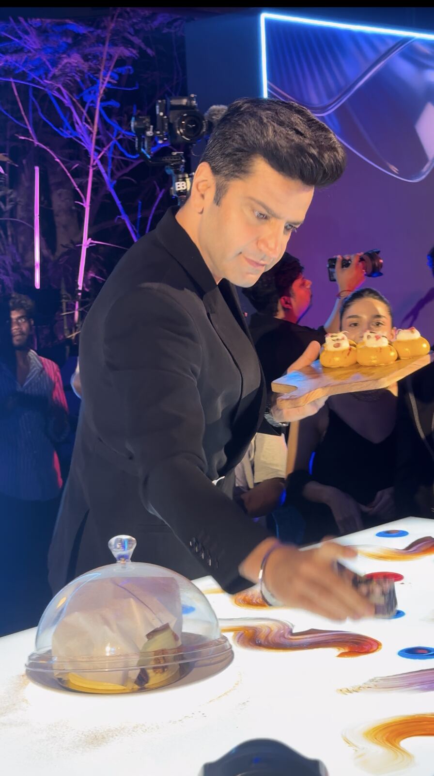 Chef Kunal Kapur plating desserts live at Blenders Pride Reserved Experiences, Jamun Hyderabad